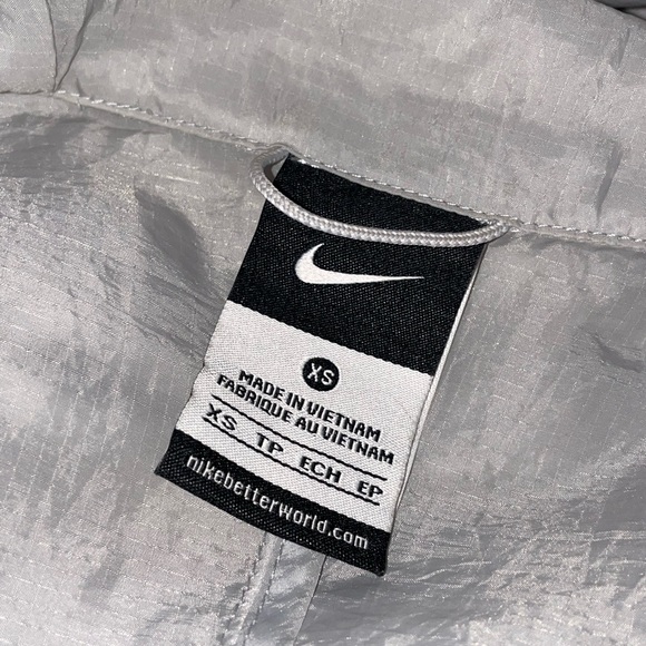 Nike Flash Reflective Windbreaker - Picture 15 of 15